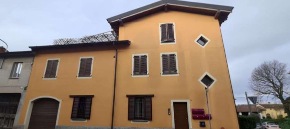 2غرفة شقة في Castiglione d'Adda, Italy رقم 179802 2