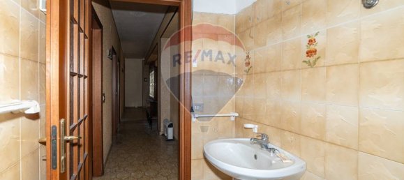 3 chambres Appartement à San Giovanni la Punta, Italy No. 221456 2