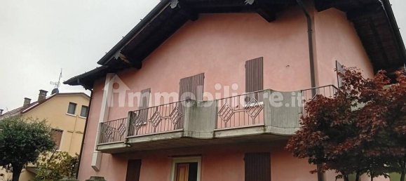 4 bedrooms Villa in Brescia, Italy No. 181965 5