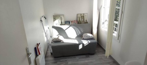 1 bedroom Apartment in Trappes, France No. 328680 6