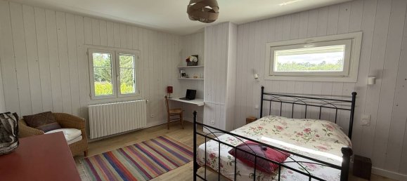  Castillos de 4 dormitorios en Saint-Medard-de-Guizieres, France No. 298654 17