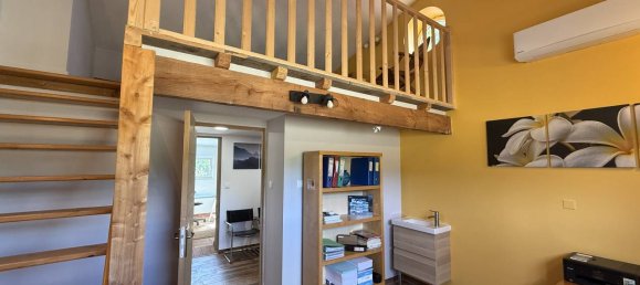  Castillos de 4 dormitorios en Saint-Medard-de-Guizieres, France No. 298654 16