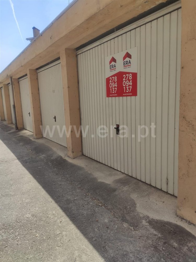 20m² Garage in Mirandela, Portugal No. 275881