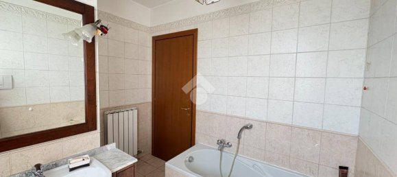 Вилла с 2 спальнями в Калько, Италия № 355086 22