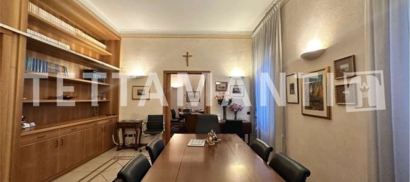 Büro in Como, Italy 580m², Nr. 380575 2