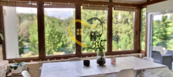 3 bedrooms House in Vierzon, France No. 240231 9