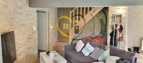 3 bedrooms House in Vierzon, France No. 240231 10