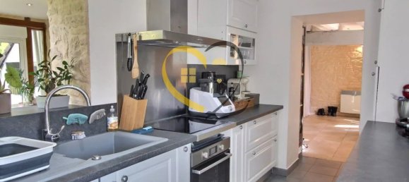 3 bedrooms House in Vierzon, France No. 240231 6