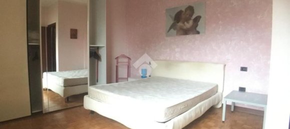 2 bedrooms Apartment in Mantua, Italy No. 381825 6