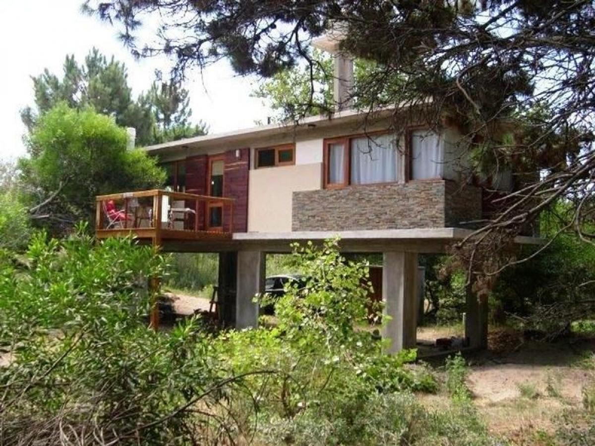 2 bedrooms House in Mar del Plata, Argentina No. 69869