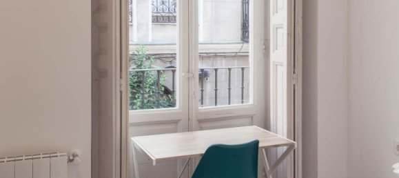 5 bedrooms Apartment in Madrid, Spain No. 27710 20