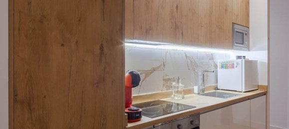 5 bedrooms Apartment in Madrid, Spain No. 27710 30