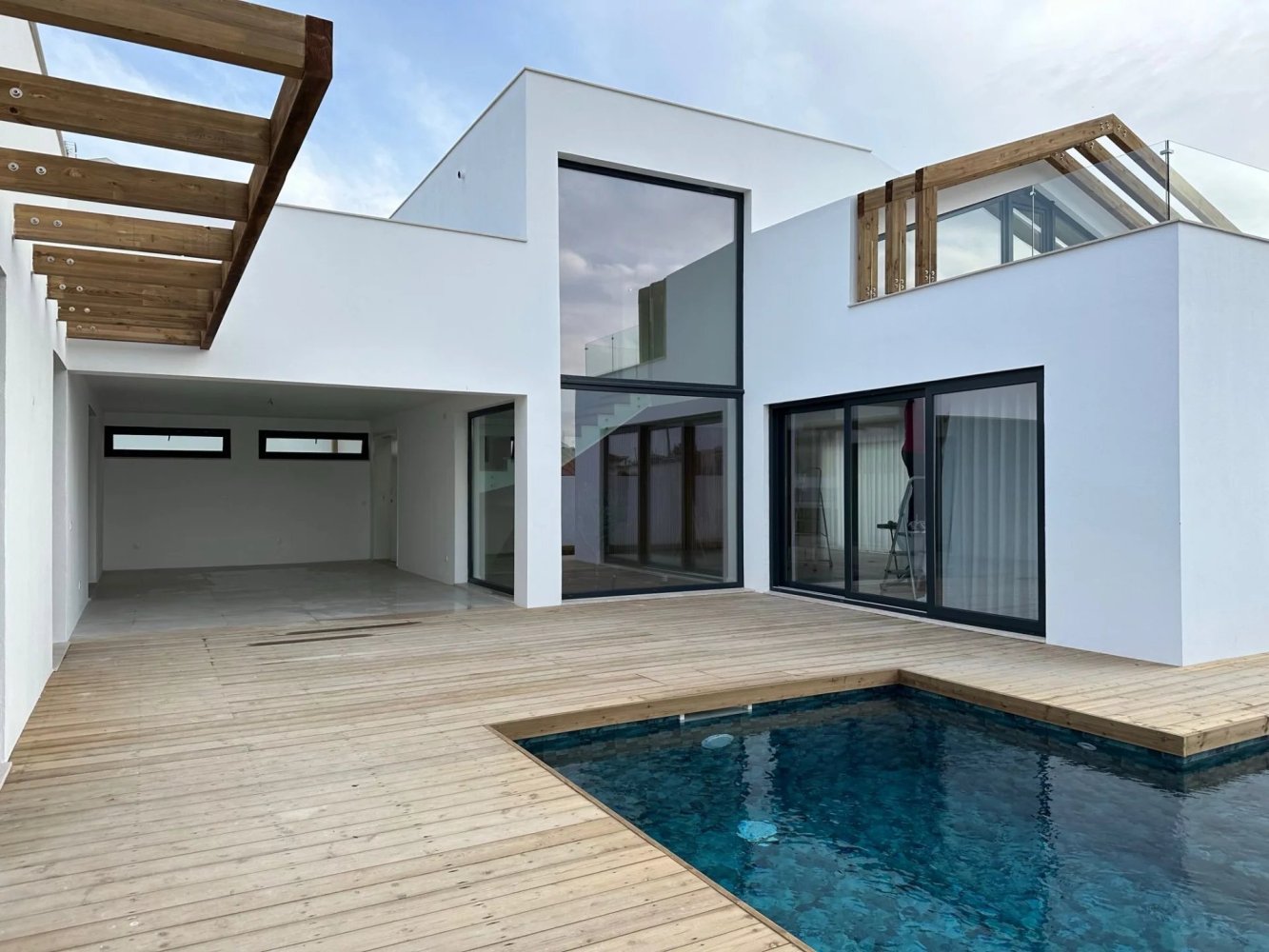 4 bedrooms Villa in Alcacer do Sal, Portugal No. 142225