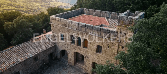 Castillos de 12 dormitorios en Caronia, Italy No. 103979 2