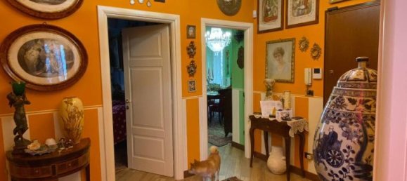 5 rooms Apartment in Alessandria, Italy No. 151017 2