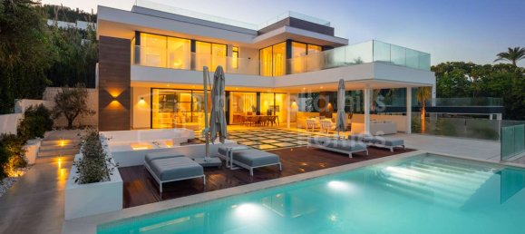 Вилла с 5 спальнями в Марбелья, Испания № 72737 35