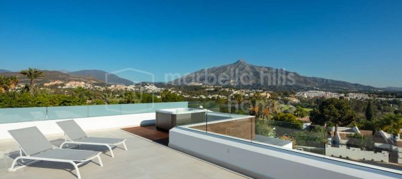 Вилла с 5 спальнями в Марбелья, Испания № 72737 42