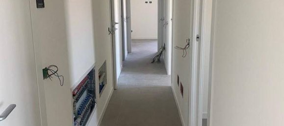 3 غرف نوم شقة في Cesano Maderno, Italy رقم 162119 13