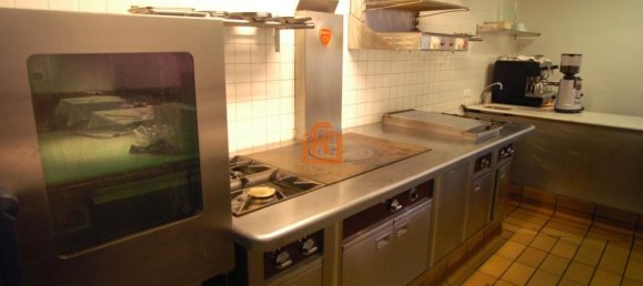 Коммерческая недвижимость 120м² в Леон, Испания № 29503 14