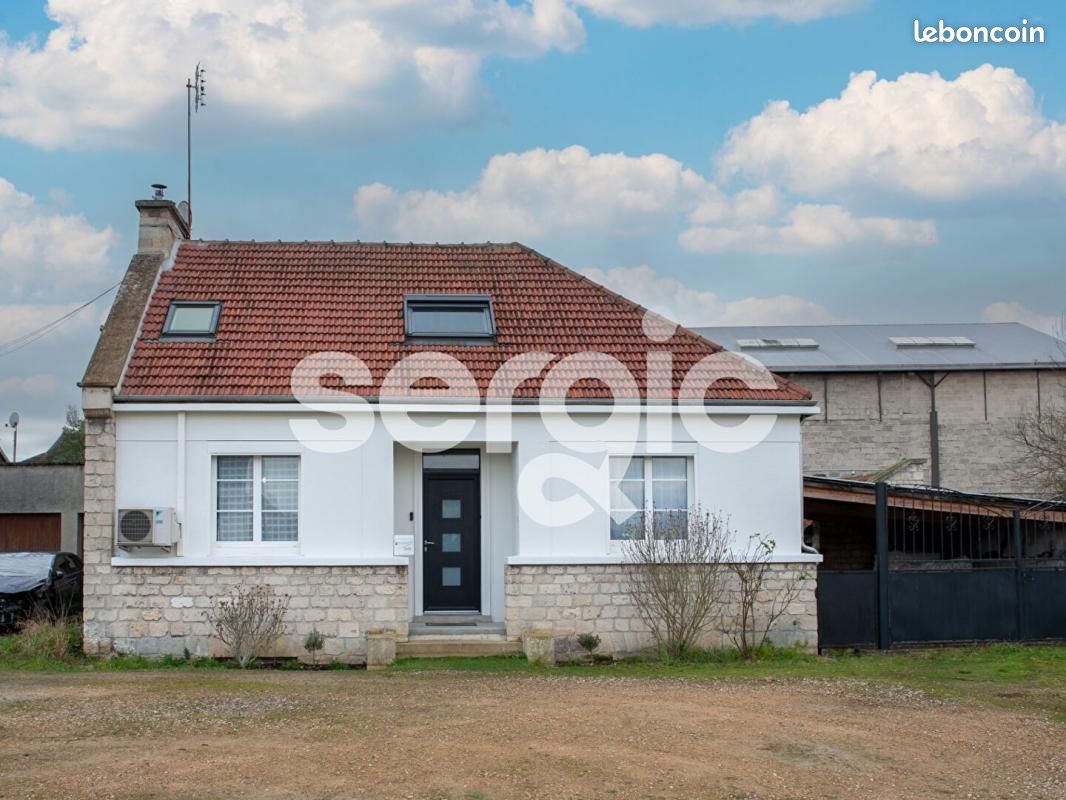 Casa T3 em Compiegne, France N.º 40092