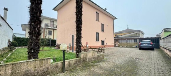 2 bedrooms Villa in Mortara, Italy No. 311695 29