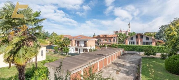 3 rooms Apartment in Alessandria, Italy No. 119639 8