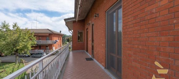 3 rooms Apartment in Alessandria, Italy No. 119639 6
