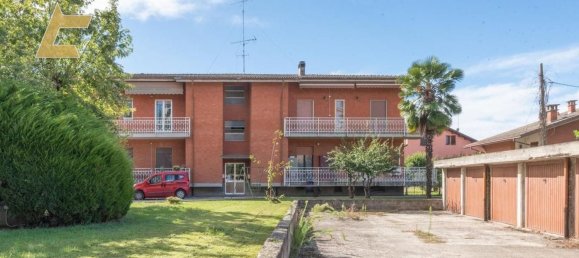 3 rooms Apartment in Alessandria, Italy No. 119639 26