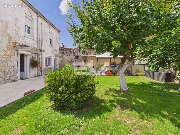 7 bedrooms House in Fismes, France No. 300229