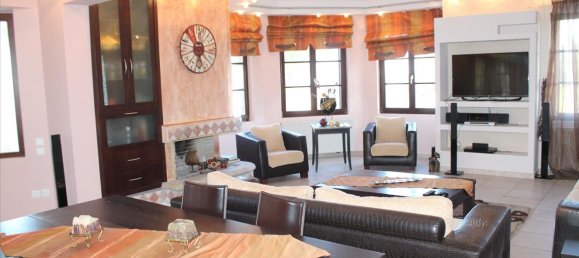 5 bedrooms Villa in Thessaloniki, Greece No. 5954 22