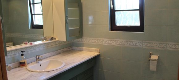 5 bedrooms Villa in Thessaloniki, Greece No. 5954 18