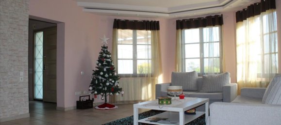 5 bedrooms Villa in Thessaloniki, Greece No. 5954 10