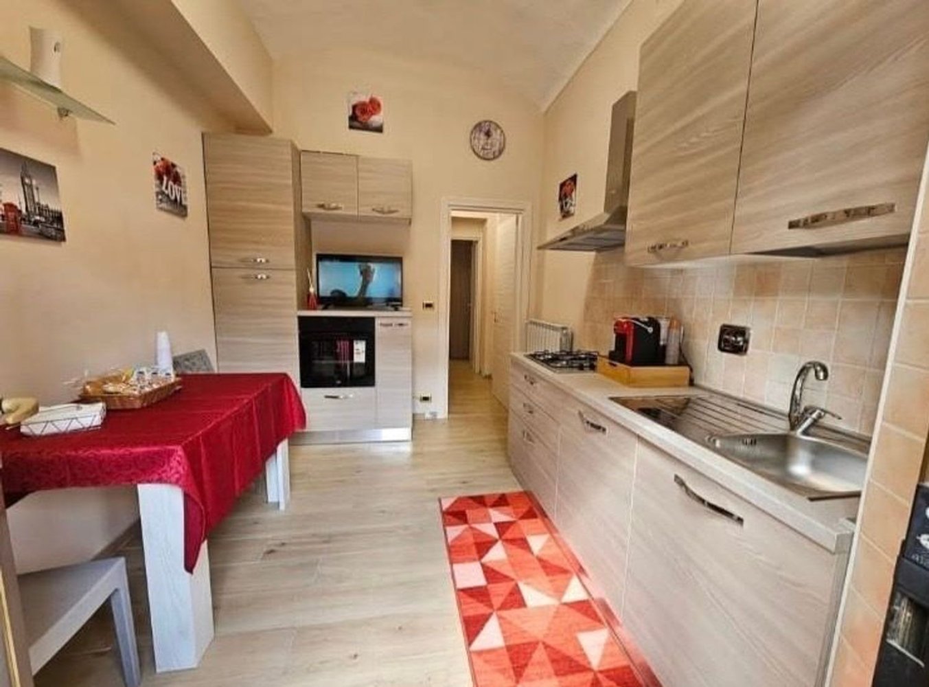 2-Zimmer Wohnung in Turin, Italy, Nr. 211910