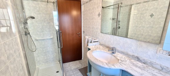3 rooms Apartment in Montevarchi, Italy No. 52099 23