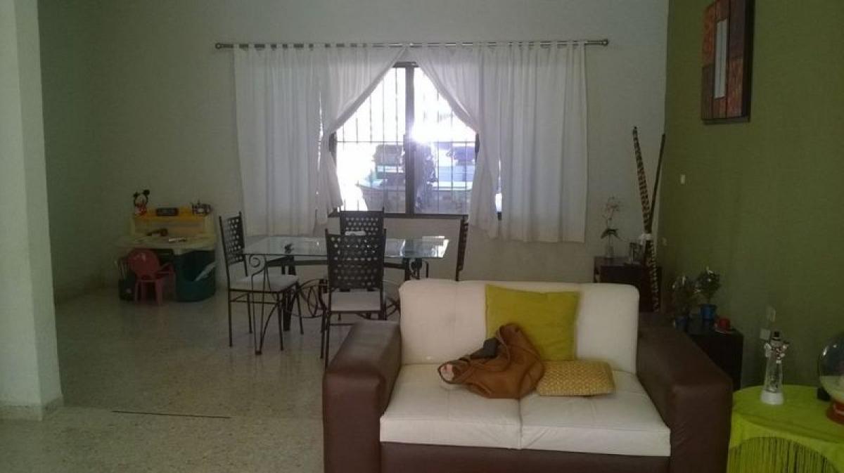 Casa de 3 dormitorios en Tabasco, Mexico No. 165200