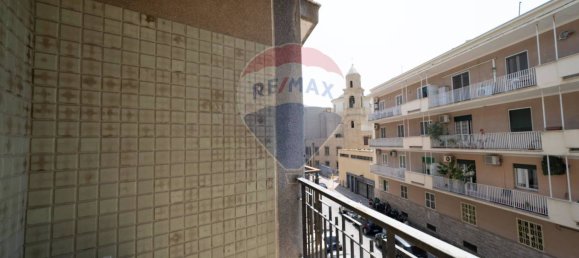 Apartamento de 4 dormitorios en Bari, Italy No. 334450 33