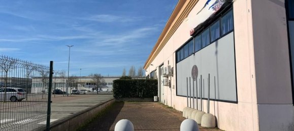 Propiedad comercial de 2 habitaciónes en Calcinaia, Italy No. 85590 15