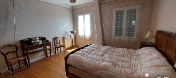 3 bedrooms House in Charente-Maritime, France No. 300969 8