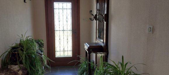 3 bedrooms House in Charente-Maritime, France No. 300969 7