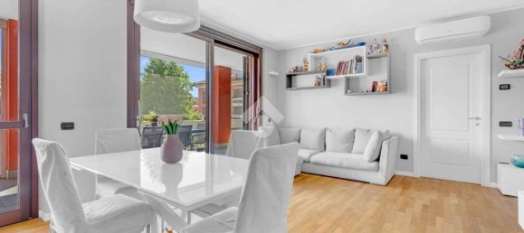 2 Schlafzimmer Wohnung in Cusago, Italy, Nr. 379149 2