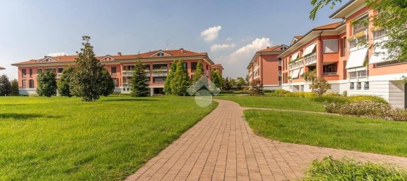 2 Schlafzimmer Wohnung in Cusago, Italy, Nr. 379149 25