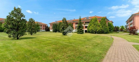 2 Schlafzimmer Wohnung in Cusago, Italy, Nr. 379149 24