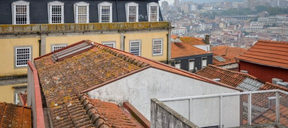 744m² Building in Porto, Portugal No. 141186 38
