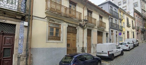 744m² Building in Porto, Portugal No. 141186 35