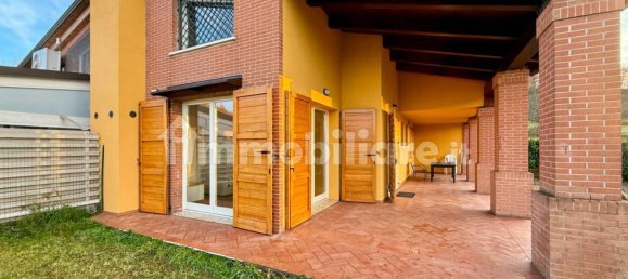 2 bedrooms House in Dozza, Italy No. 93825 10