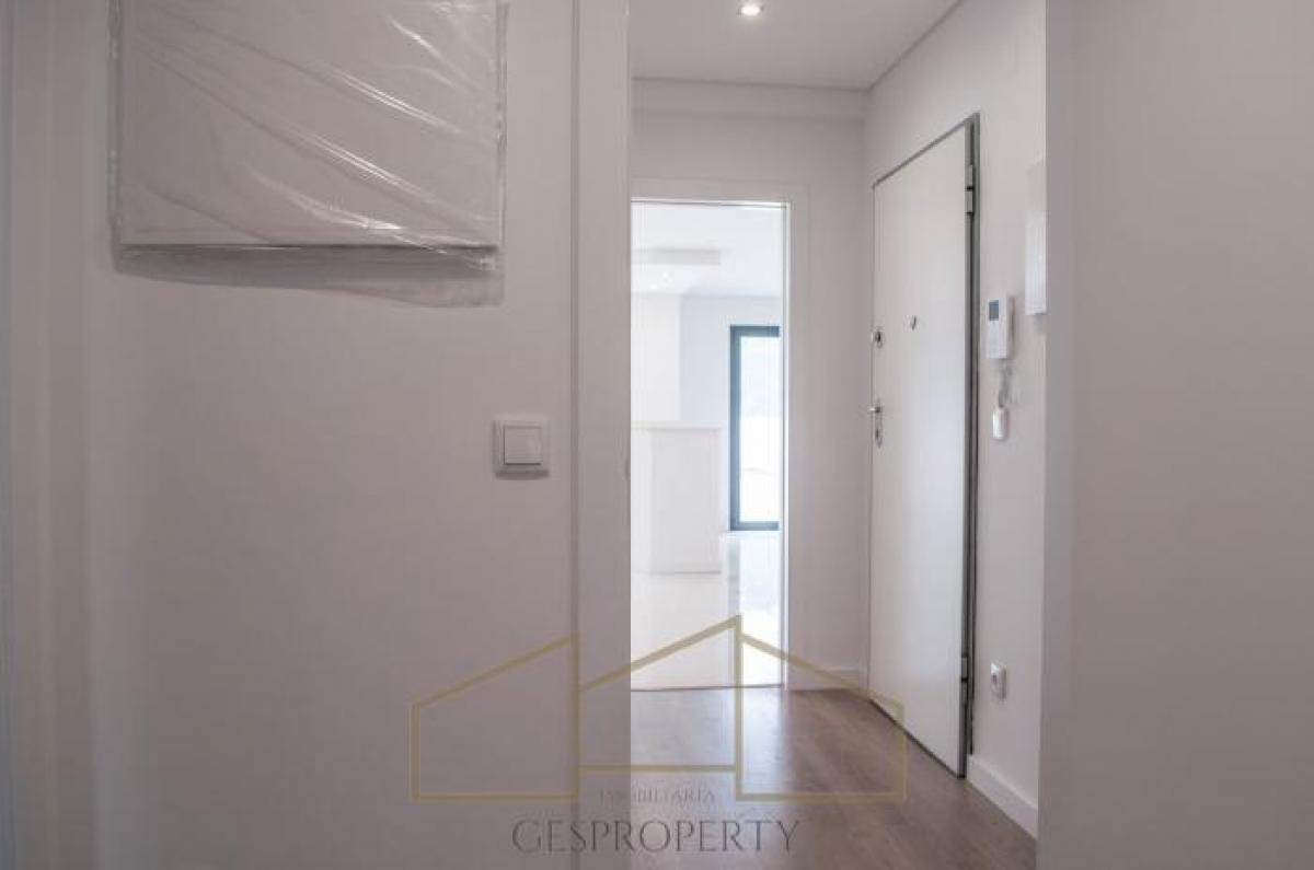 3 Schlafzimmer Villa in Seixal, Portugal, Nr. 256