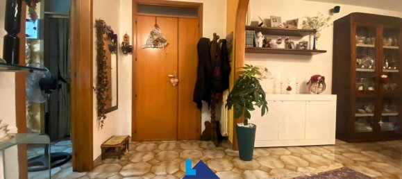 4-salle Appartement à Galatina, Italy No. 293065 6
