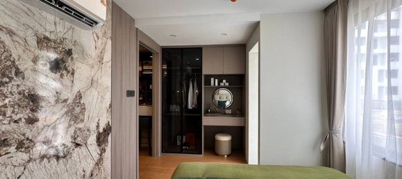 Квартира с 2 комнатами в Паттайя, Таиланд № 74898 5