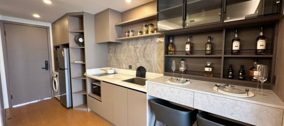 Квартира с 2 комнатами в Паттайя, Таиланд № 74898 6