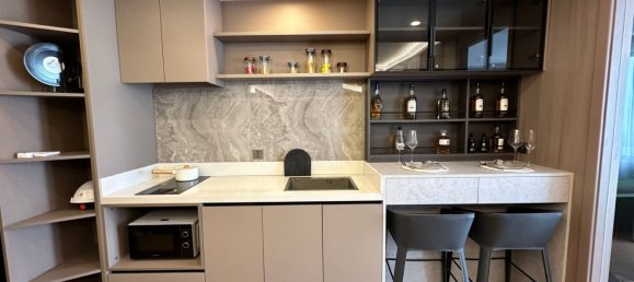 Квартира с 2 комнатами в Паттайя, Таиланд № 74898 3